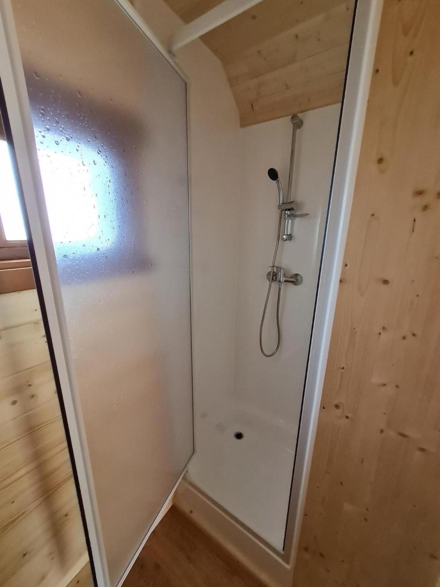 Tiny House Carlos - Zauberhaftes Camping-Pod Stuer エクステリア 写真